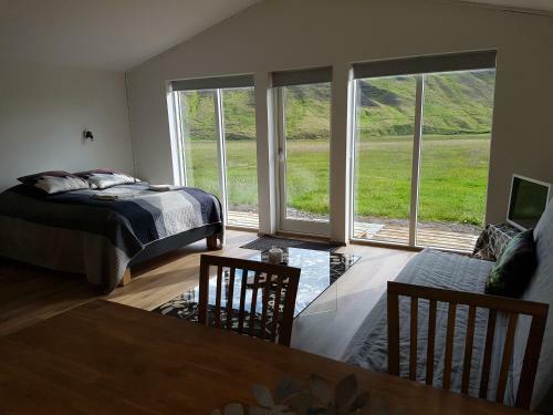 Agroturismo B�lsta�arhl�� - Cottage (studio)