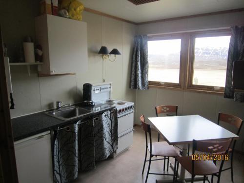 Hostal Guesthouse �sgar�ur
