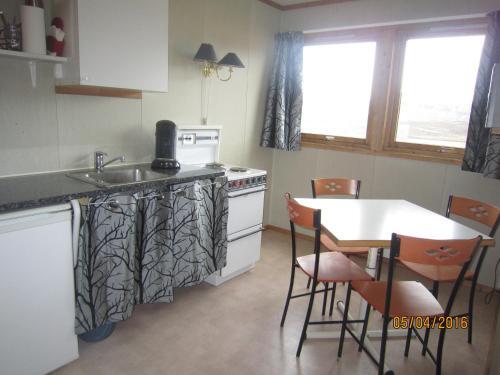 Hostal Guesthouse �sgar�ur