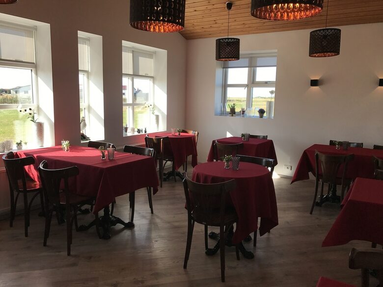 Hostal Lindart�n Guesthouse