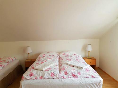 Hotel H�tel Bjarkalundur