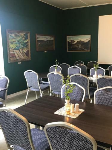 Hotel H�tel Bjarkalundur