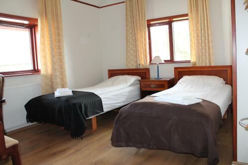 Hostal Nes Guesthouse