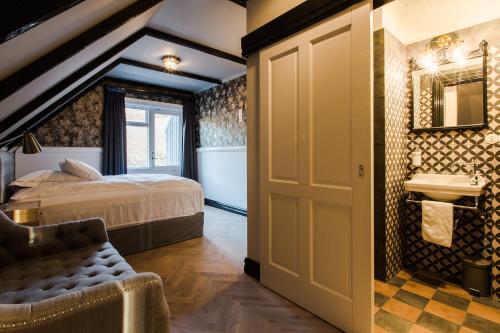Sk�lakot Manor Hotel