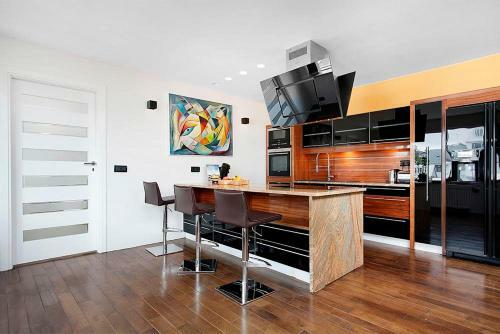 Bellas Apartments