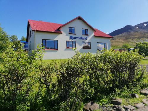 Hostal Guesthouse Bjarmaland