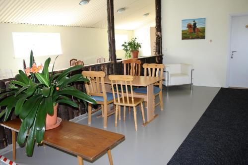 Hostal Kaldbakur Guesthouse