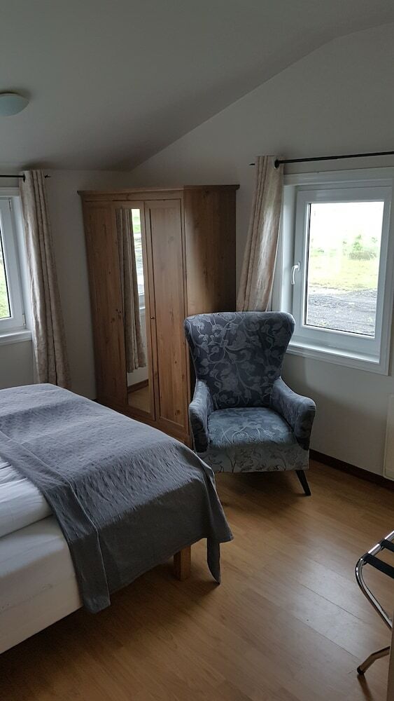 Hostal Guesthouse Vellir