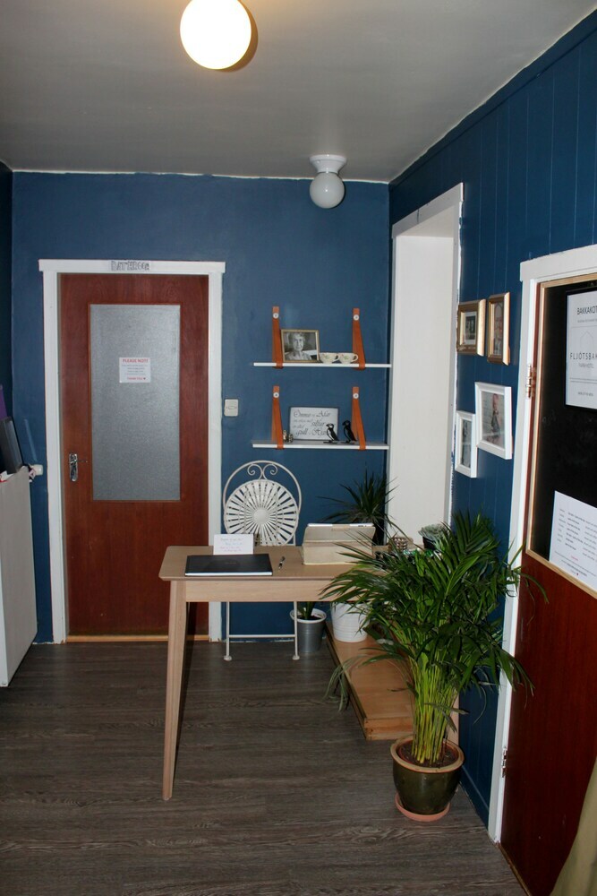 Flj�tsbakki Farm Hotel