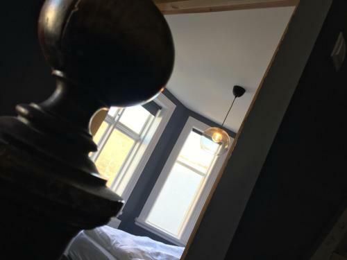 Hostal Guesthouse H�ll