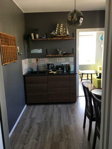 Hostal Guesthouse H�ll