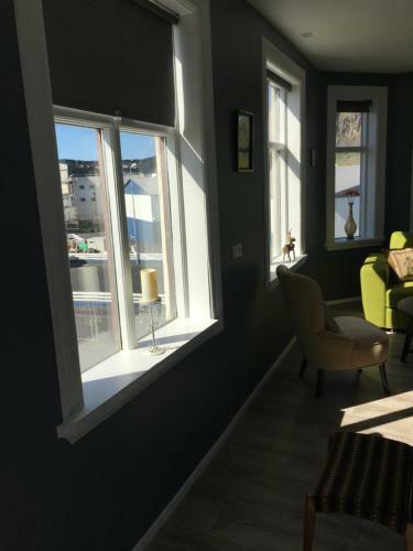 Hostal Guesthouse H�ll