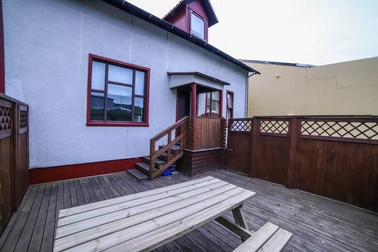 Hostal Lava Guesthouse