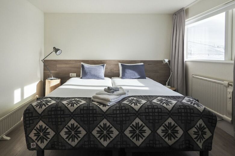 Farmhouse Lodge
