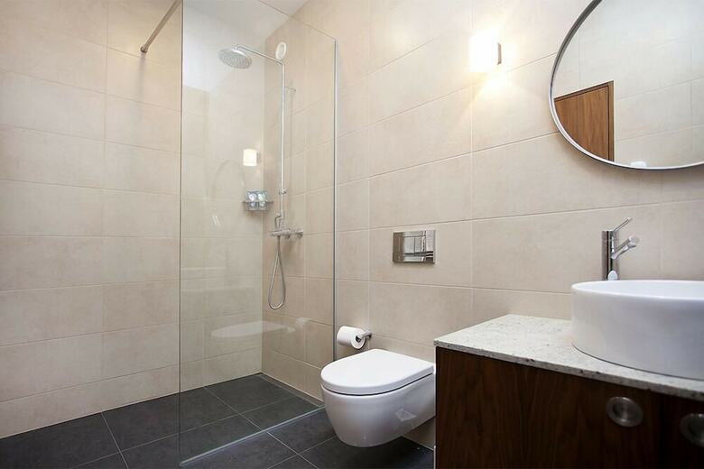 Nest Boutique Apartment Swan