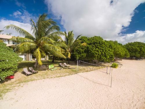 Pearly Sands - Beachfront Deluxe Apartment
