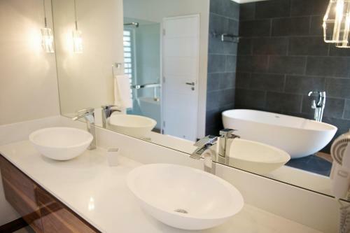 Apartamentos Leora Beachfront By Horizon Holidays