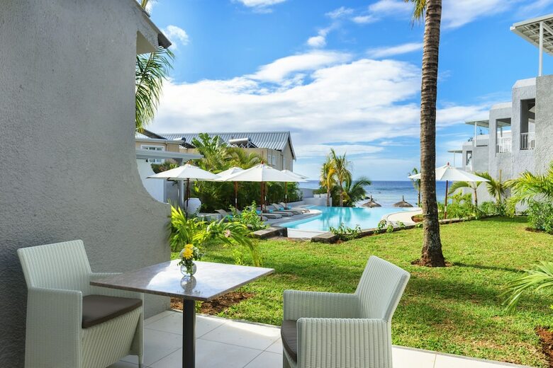 Voile Bleue Boutique Hotel