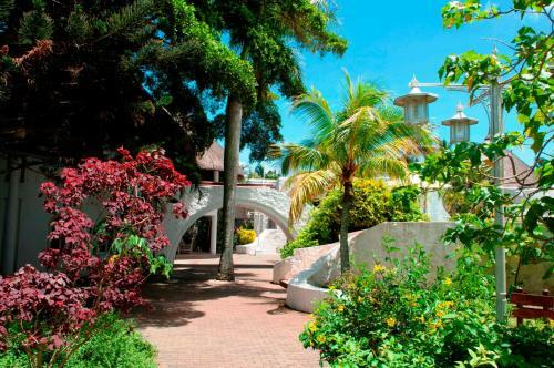 Hotel Casuarina Resort And Spa
