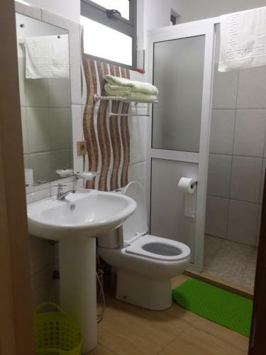 Hostal Royal Taste Residency