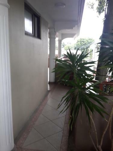 Hostal Royal Taste Residency