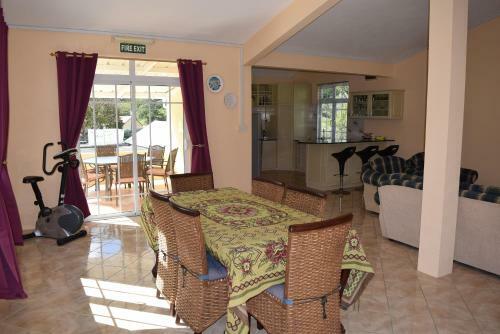Hostal Villa Pandanus