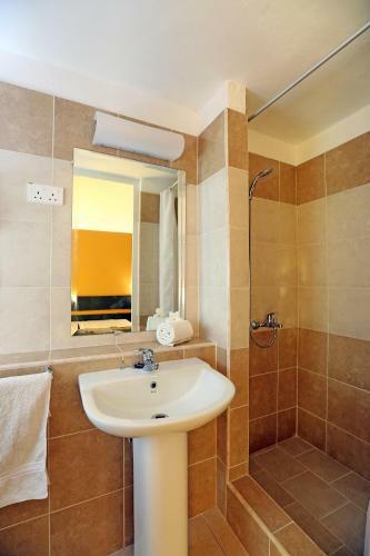 Terroir Des Baies Roses B&B