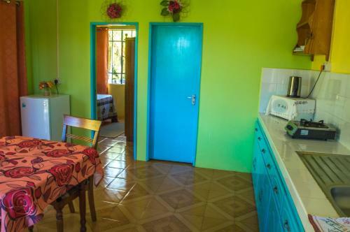 Hostal Merlin Guest House