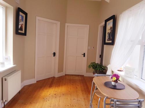 Bed & Breakfast Alderwood House