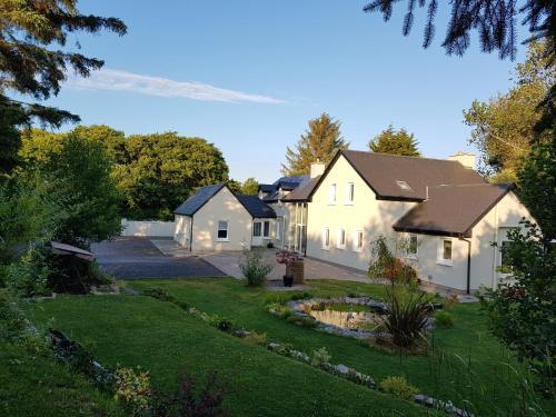 Bed & Breakfast Alderwood House