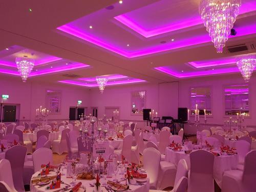 Caisleain Oir Hotel