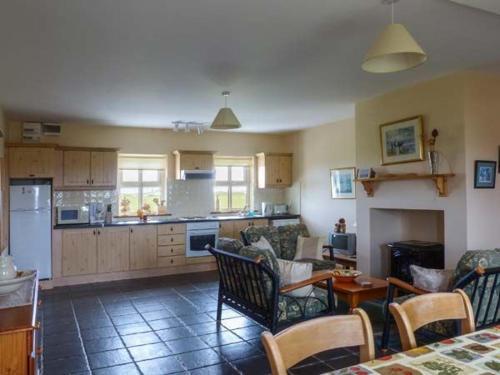 No. 9 Lios Na Sioga, Belmullet