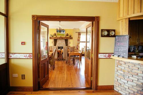 Hostal Pier House Bed & Breakfast