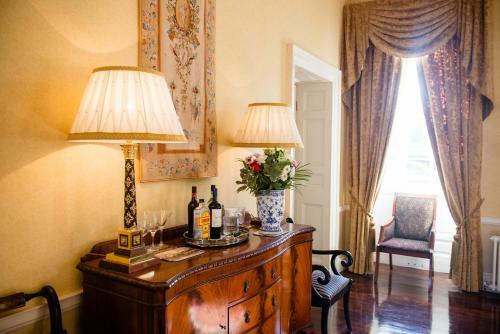 Hostal Crosshaven House