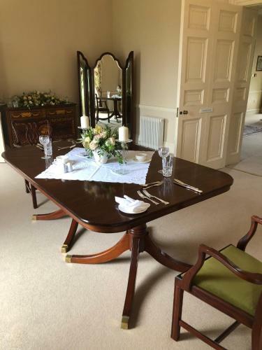Hostal Crosshaven House