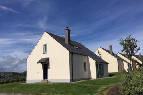 Seamount Holiday Village