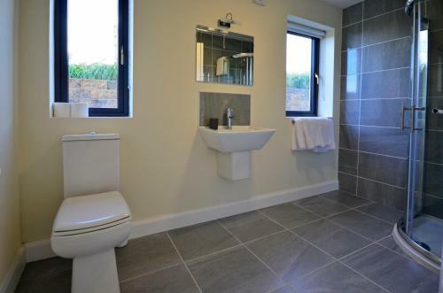 Property 260 - Moyard
