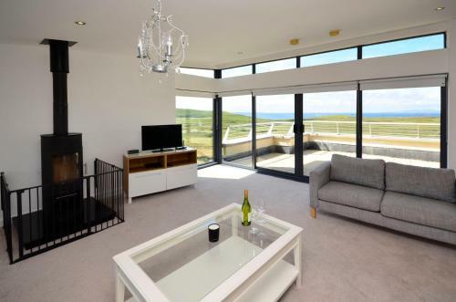Property 260 - Moyard
