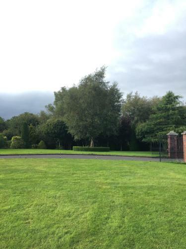 Bed & Breakfast Greenfields Country House