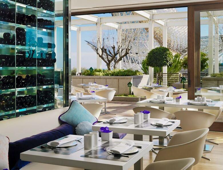 Hotel Arts