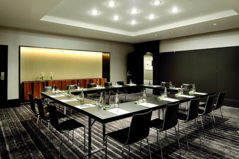 Hotel Arts