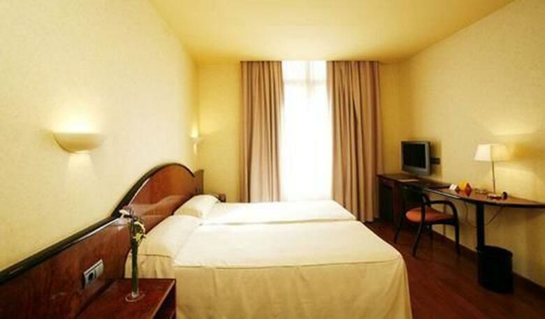 Hotel Caledonian