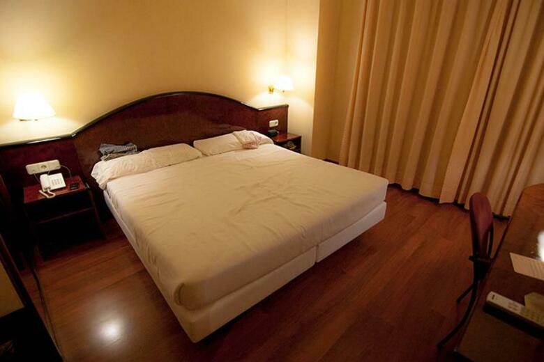 Hotel Caledonian