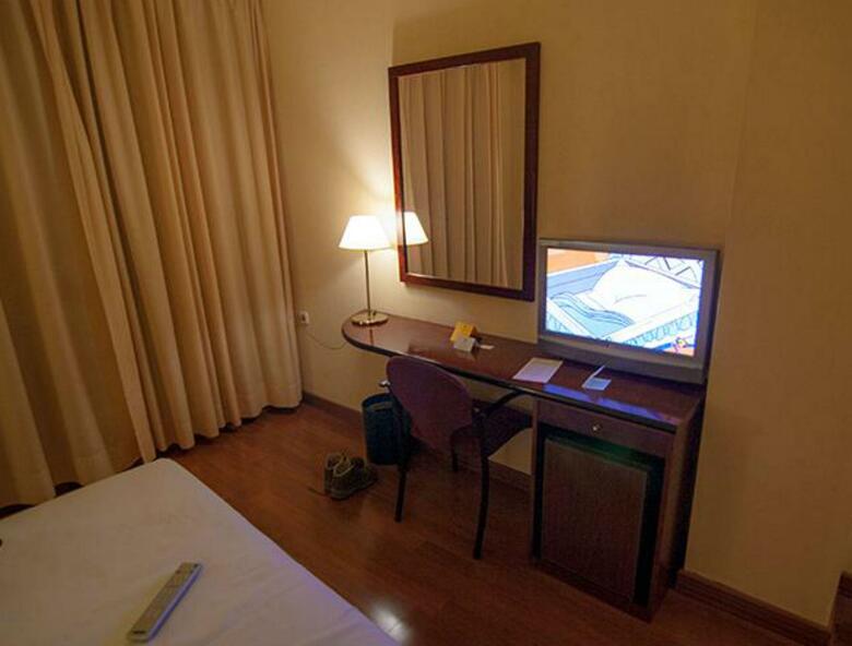 Hotel Caledonian