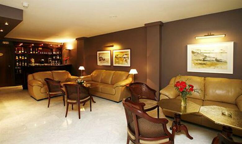 Hotel Caledonian
