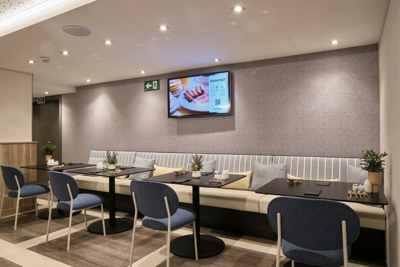 Hotel Catalonia Park G�ell