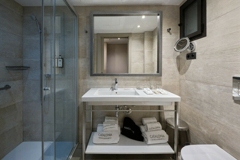 Hotel Catalonia Park G�ell