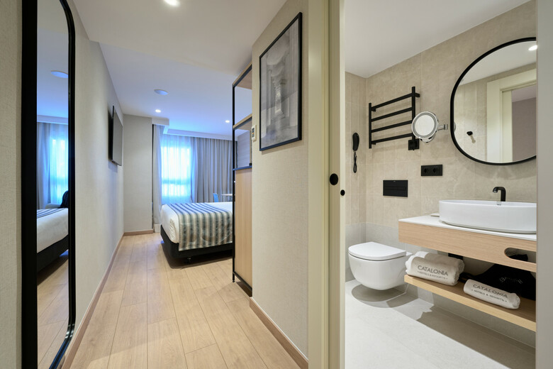 Hotel Catalonia Park G�ell