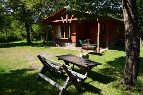 Hostal Y Caba�as "el Coig�e"