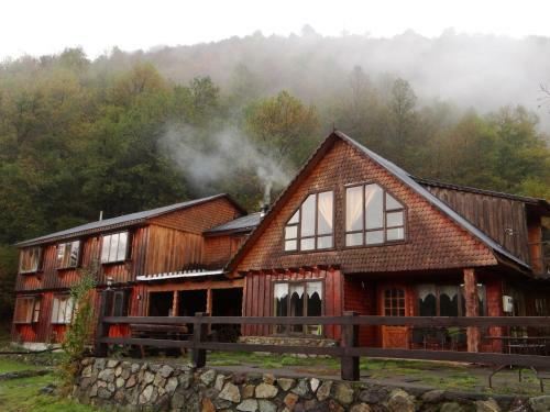 Hostal Y Caba�as "el Coig�e"
